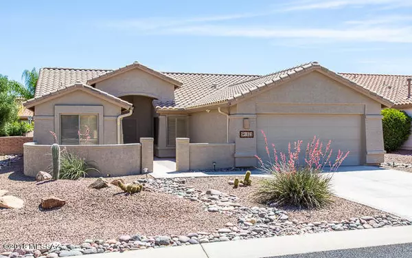 1823 E Desert Lark Pass, Green Valley, AZ 85614