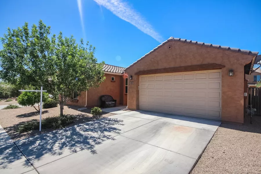 631 W Camino Sorpresa, Sahuarita, AZ 85629