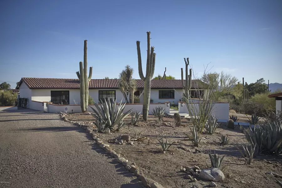 2640 E Camino La Zorrela, Tucson, AZ 85718