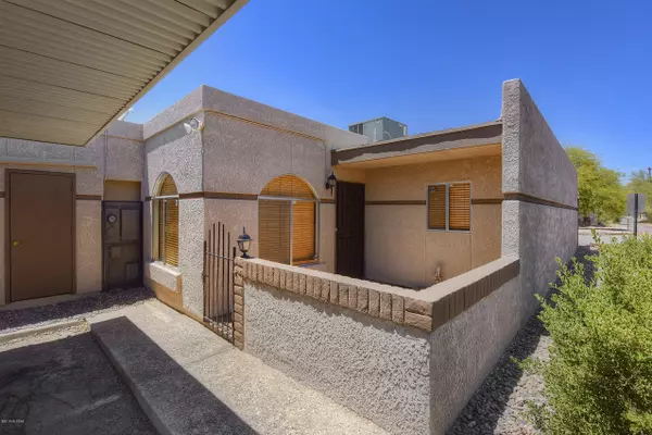 3766 E 3Rd Street, Tucson, AZ 85716