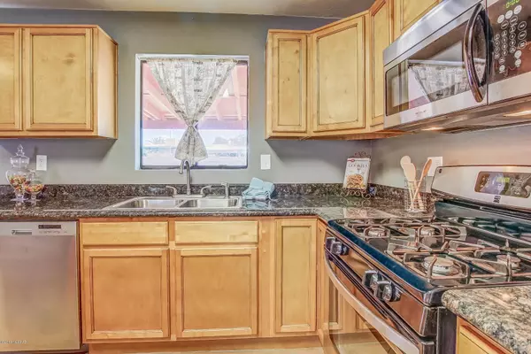 Tucson, AZ 85711,835 S Colonia Avenue