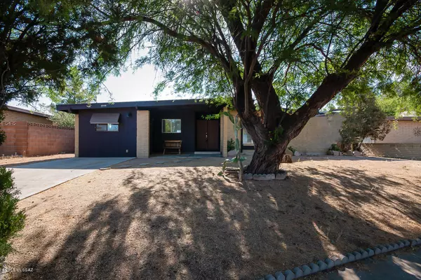 2621 S Panther Place, Tucson, AZ 85730