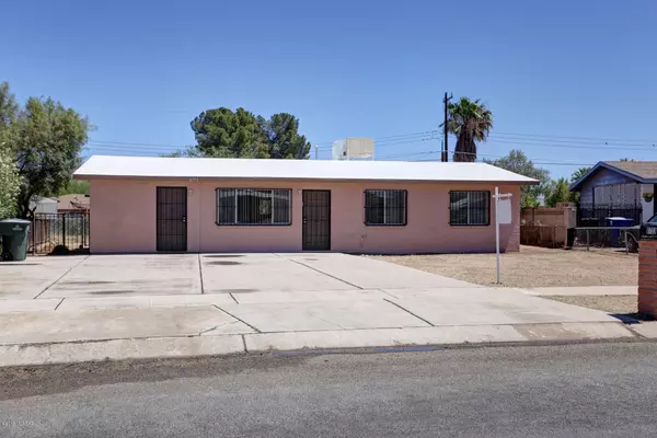 6733 E David Drive, Tucson, AZ 85730