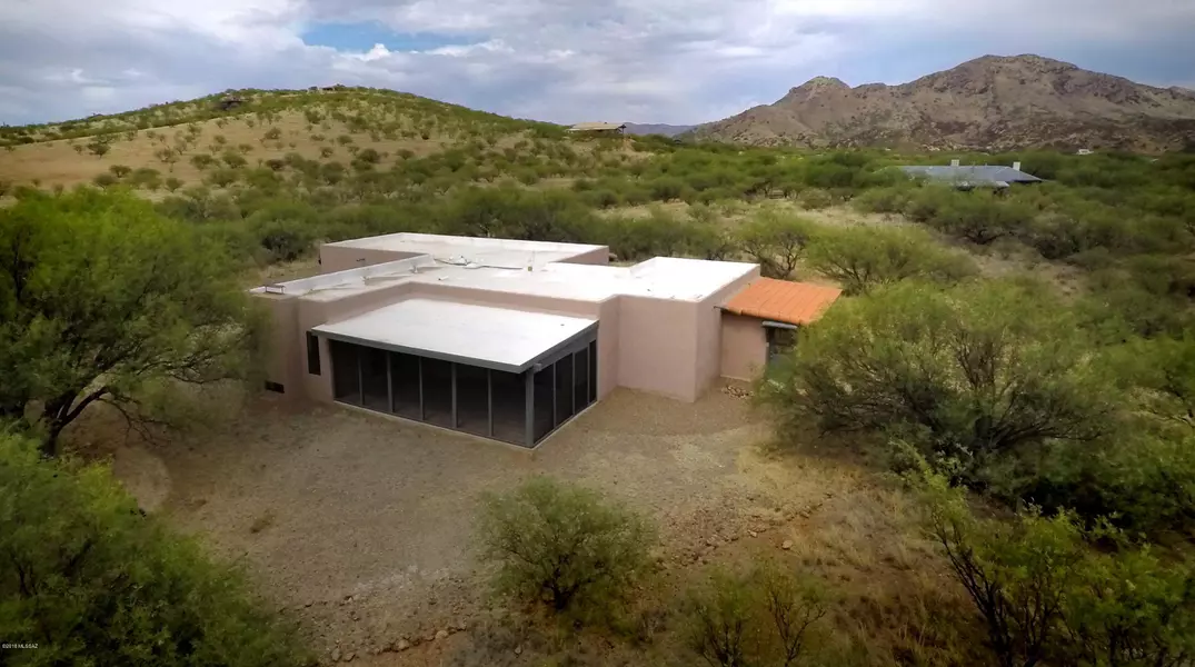 15 Harshaw Court, Patagonia, AZ 85624