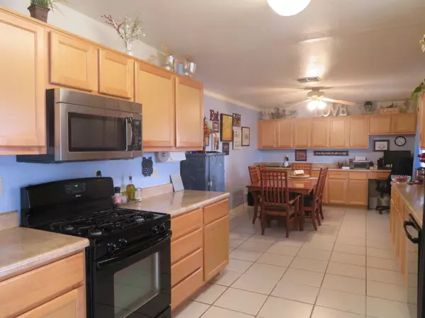 Benson, AZ 85602,3168 W Wren Drive