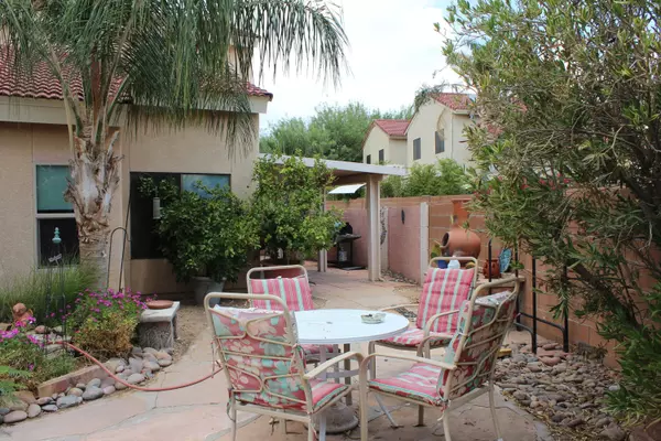 Oro Valley, AZ 85737,662 W Kidd Place