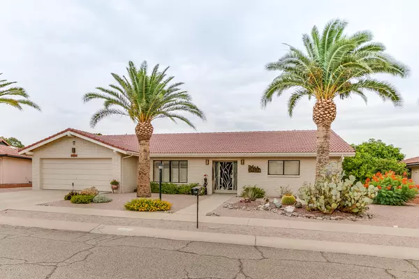 1077 N Paseo Iris, Green Valley, AZ 85614