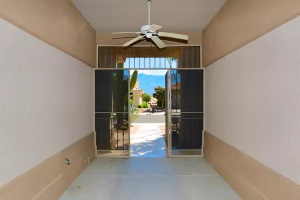 Oro Valley, AZ 85755,14355 N Green Meadow Lane