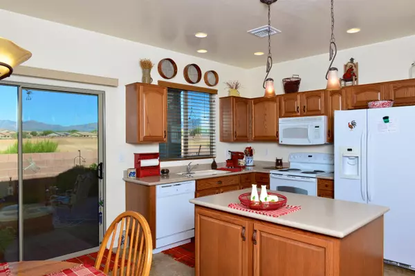 Sahuarita, AZ 85629,728 N Highlands Grove Lane