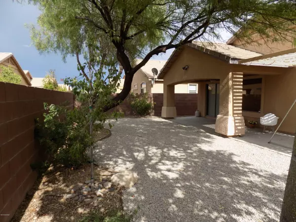 Tucson, AZ 85756,4001 E Shadow Branch Drive