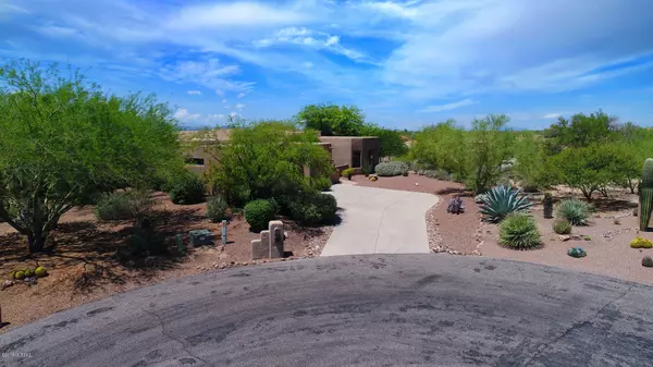 Oro Valley, AZ 85755,989 W Painted Clouds Place