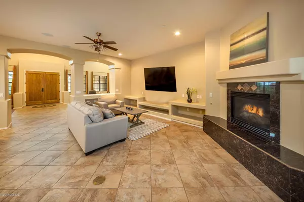 17112 S Vanilla Peak Court, Vail, AZ 85641