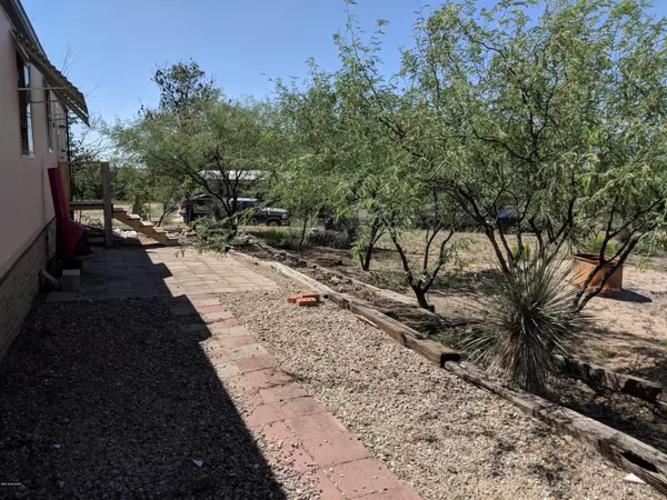 Benson, AZ 85602,25345 E Comanche Trail