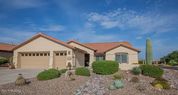 1005 N Western Sunset Drive, Green Valley, AZ 85614