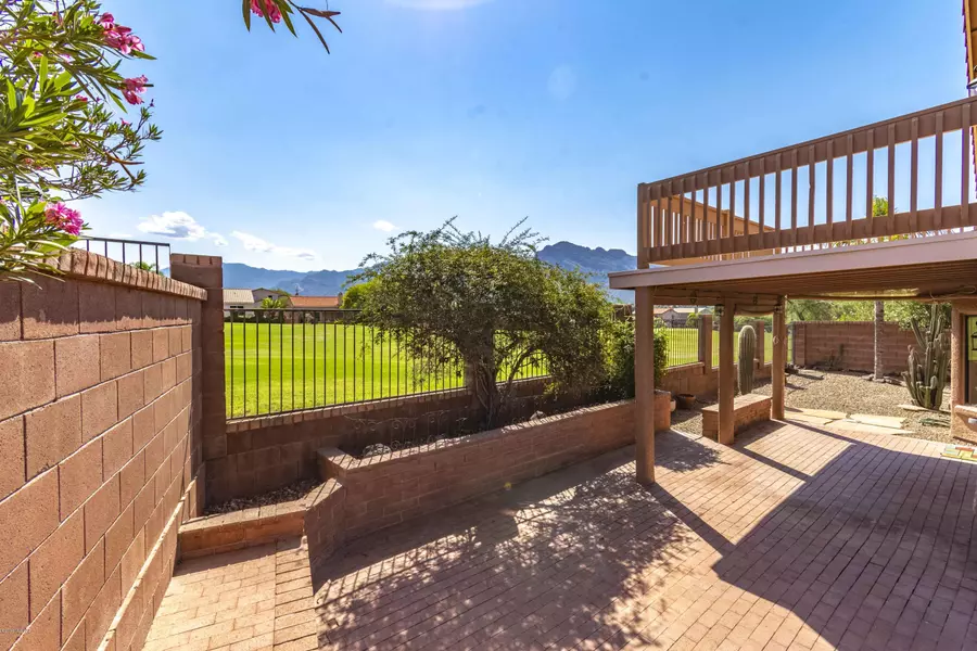 10280 N Krauswood Lane, Oro Valley, AZ 85737