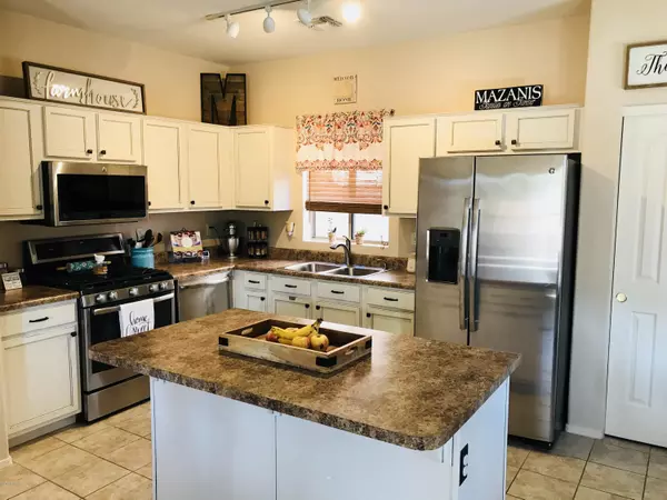 Sahuarita, AZ 85629,334 E Camino Rancho Cielo