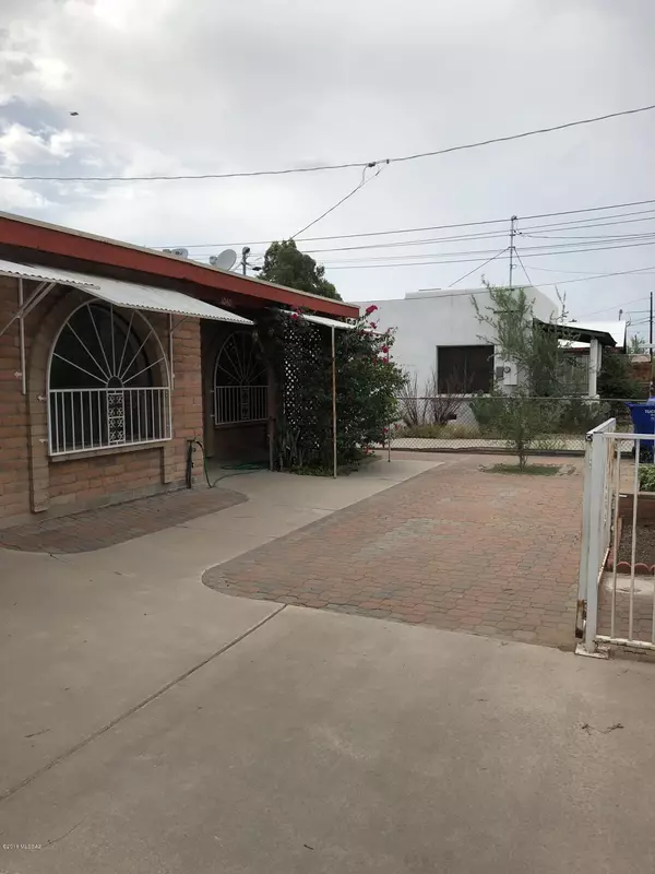 Tucson, AZ 85701,1040 S Herbert Avenue