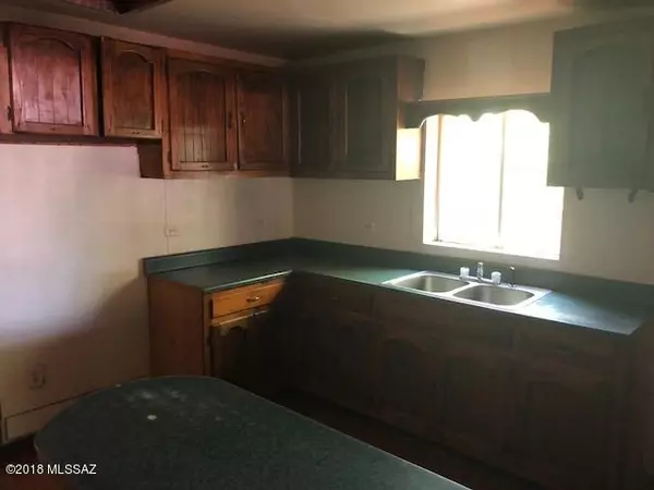 637 E 16Th Street, Douglas, AZ 85607