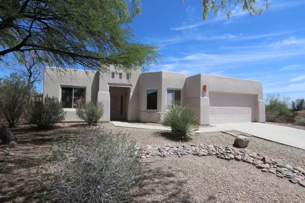 3694 N Raven Wash Drive, Tucson, AZ 85745