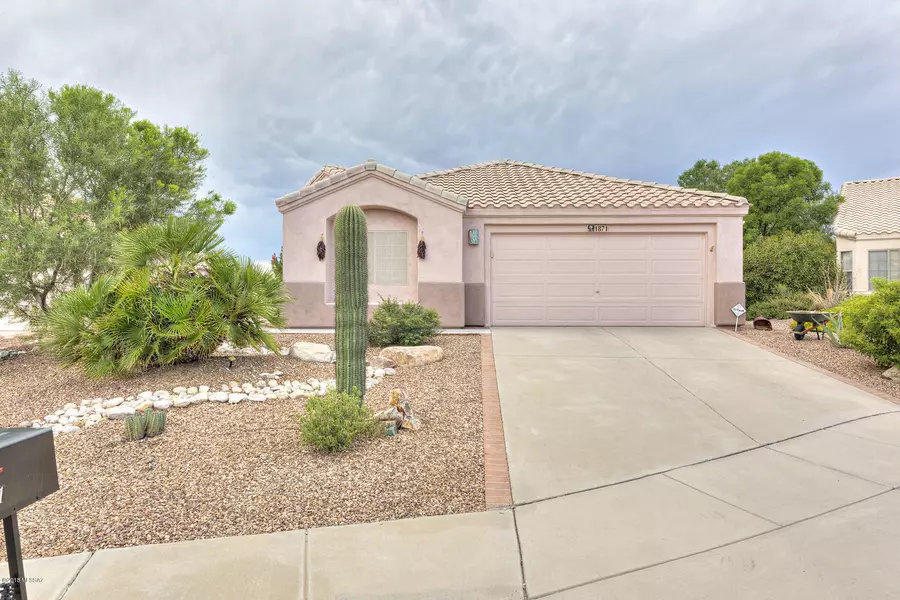 1871 N Via Carrizal, Green Valley, AZ 85614