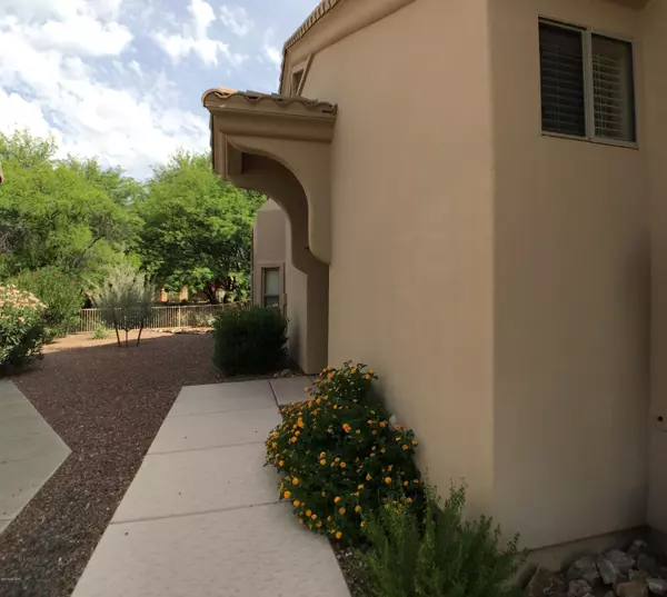 Oro Valley, AZ 85755,13401 N Rancho Vistoso Boulevard #179