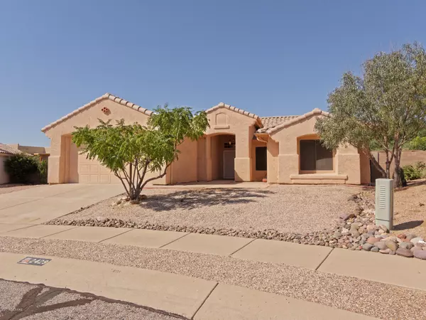 2429 N Camino Reloj, Green Valley, AZ 85614