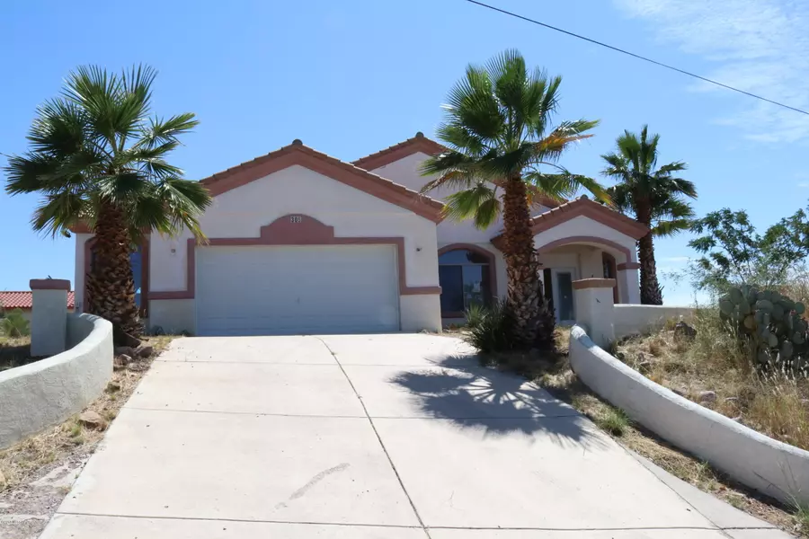 305 Valley View Drive, Rio Rico, AZ 85648