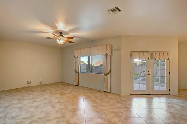 Green Valley, AZ 85614,2490 N Camino Reloj