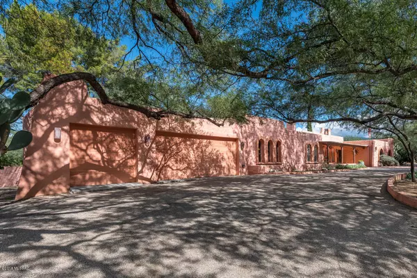 Tucson, AZ 85749,11853 E Wagon Trail Road