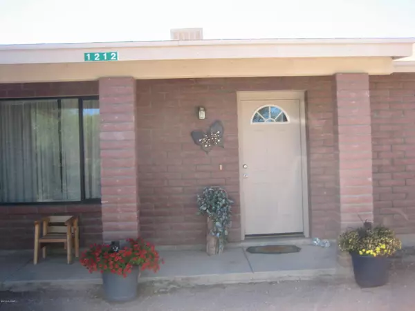 1212 Calle Tubatana, Rio Rico, AZ 85648