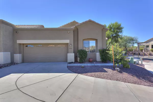 459 W Moorwood Street, Green Valley, AZ 85614