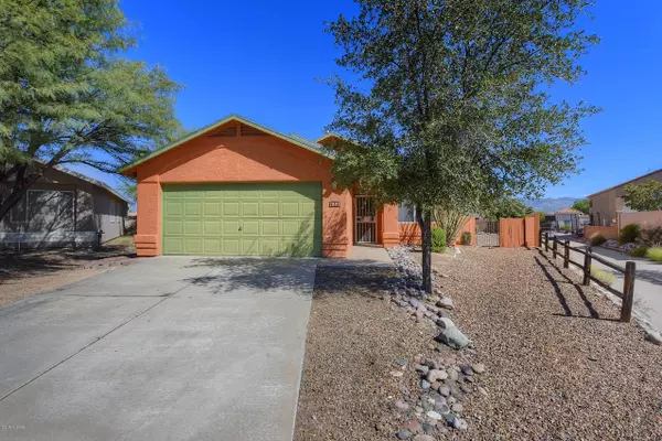 7807 S Kilbrennan Way, Tucson, AZ 85747