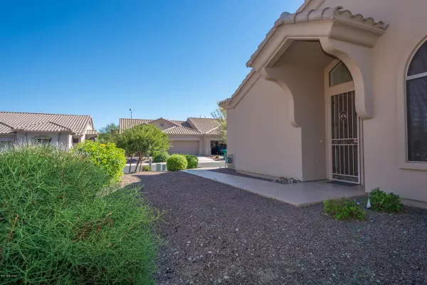 Oro Valley, AZ 85755,13401 N Rancho Vistoso Boulevard #177