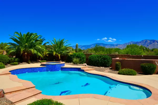 Oro Valley, AZ 85742,2718 W Desert Splendor Court