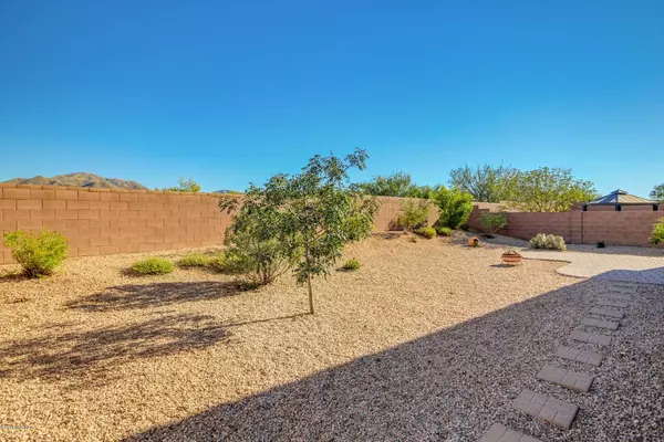 9206 E Golden Dawn Court, Vail, AZ 85641