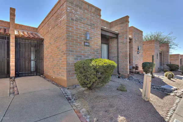 2505 S Calle Del Dante, Green Valley, AZ 85622