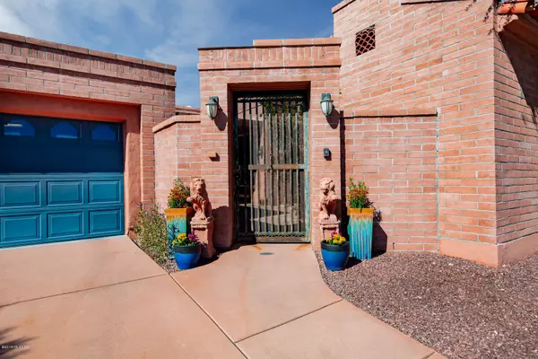 404 S Via De Los Campos, Tucson, AZ 85711