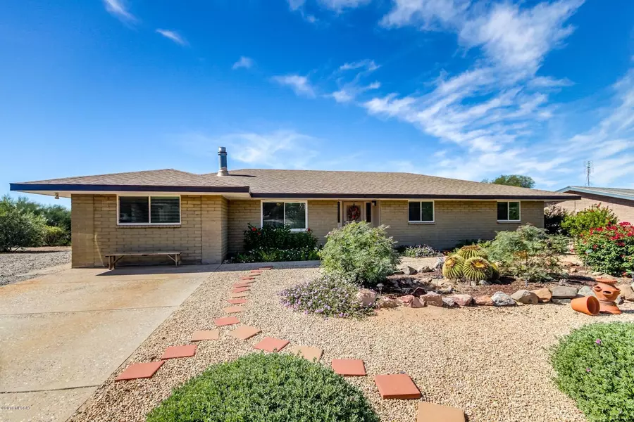 570 S Adanirom Judson Avenue, Corona De Tucson, AZ 85641