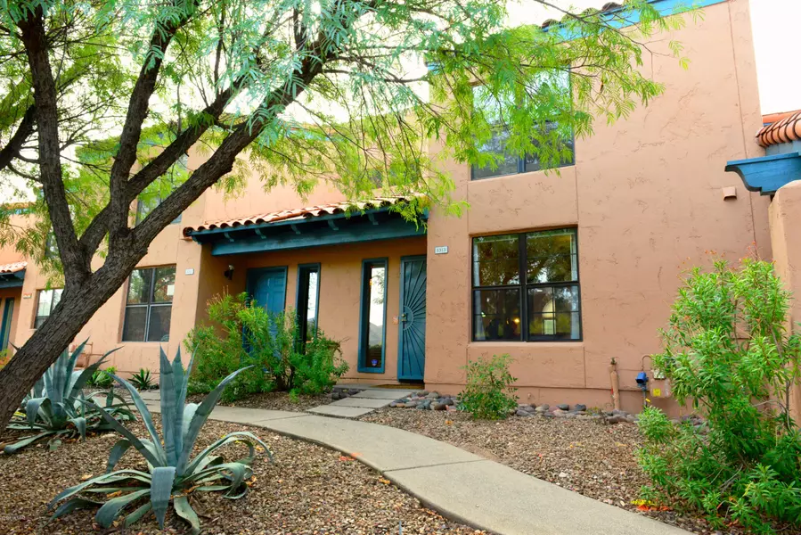 5313 N Calle del Rocio, Tucson, AZ 85750