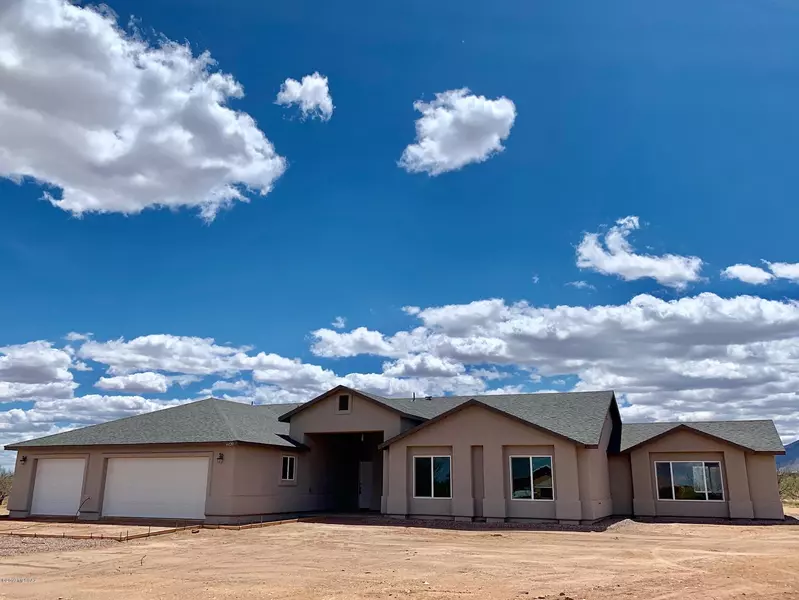 6120 E Nairobe Lane, Hereford, AZ 85615