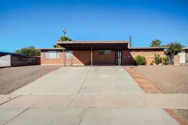 8439 E 19Th Street, Tucson, AZ 85710