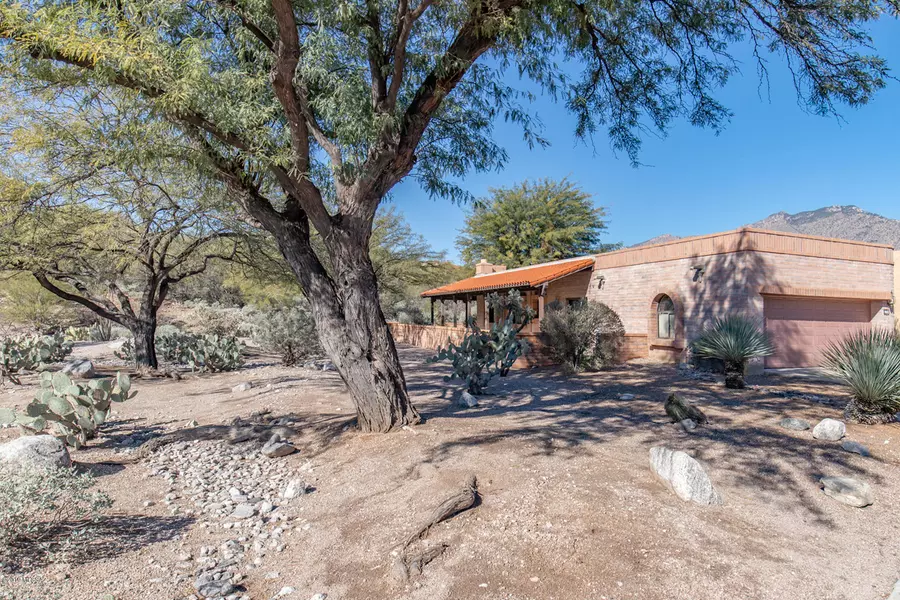 5441 N Via Frassino, Tucson, AZ 85750