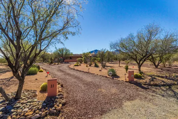 11 Piedra Drive, Tubac, AZ 85646