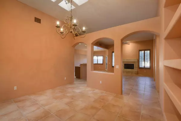 Oro Valley, AZ 85755,12652 N Running Coyote Drive