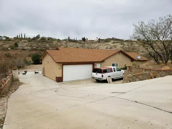 1239 Circulo Aguilar, Rio Rico, AZ 85648