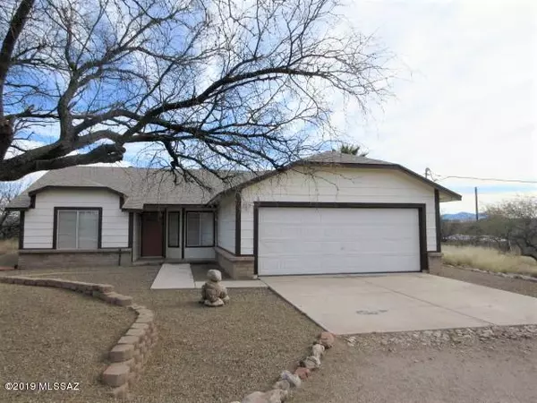 1022 Via Independencia, Rio Rico, AZ 85648