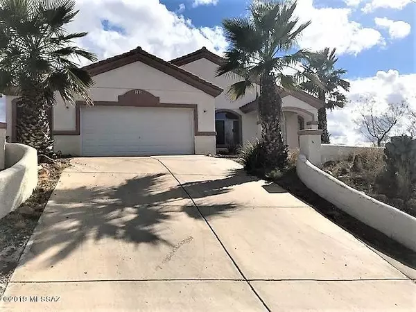 305 Valley View Drive, Rio Rico, AZ 85648