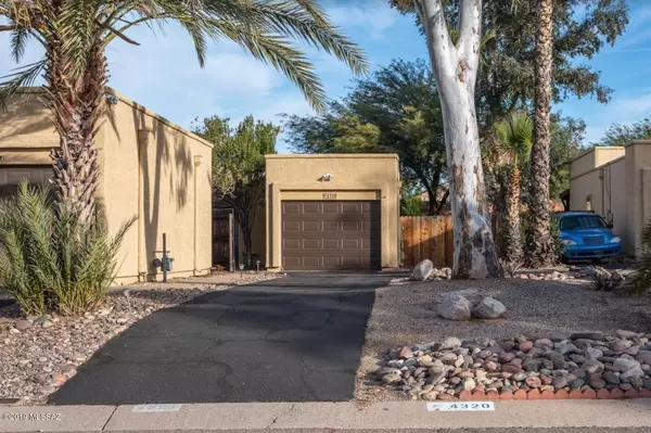 4320 W Pyracantha Drive, Tucson, AZ 85741