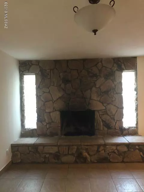 Nogales, AZ 85621,747 N Sonora Place