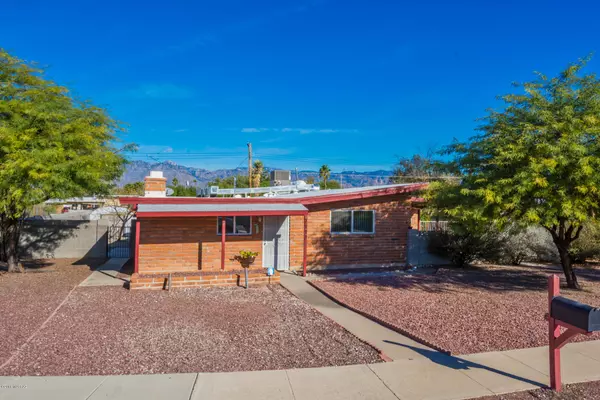 7113 E Luana Place, Tucson, AZ 85710